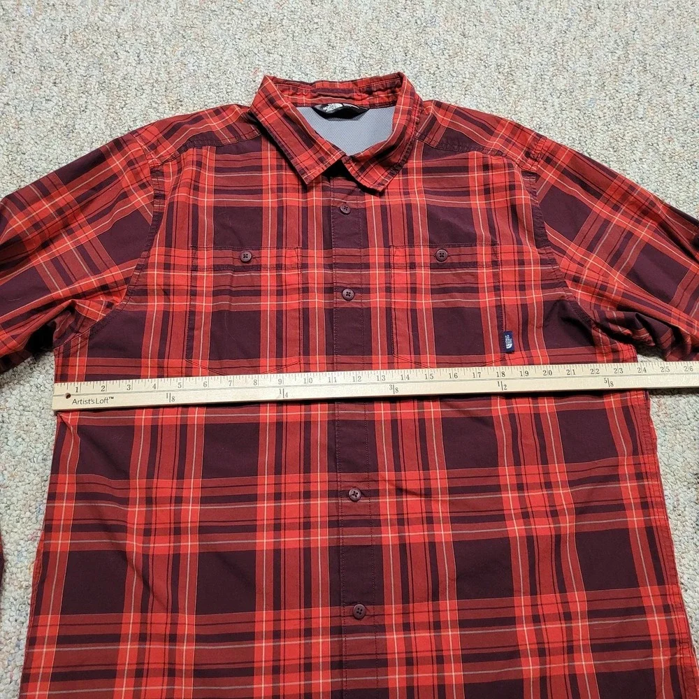 The North Face Shirt Mens XL Red Plaid‎ Button Up Vented Roll Tab Hiking Camping